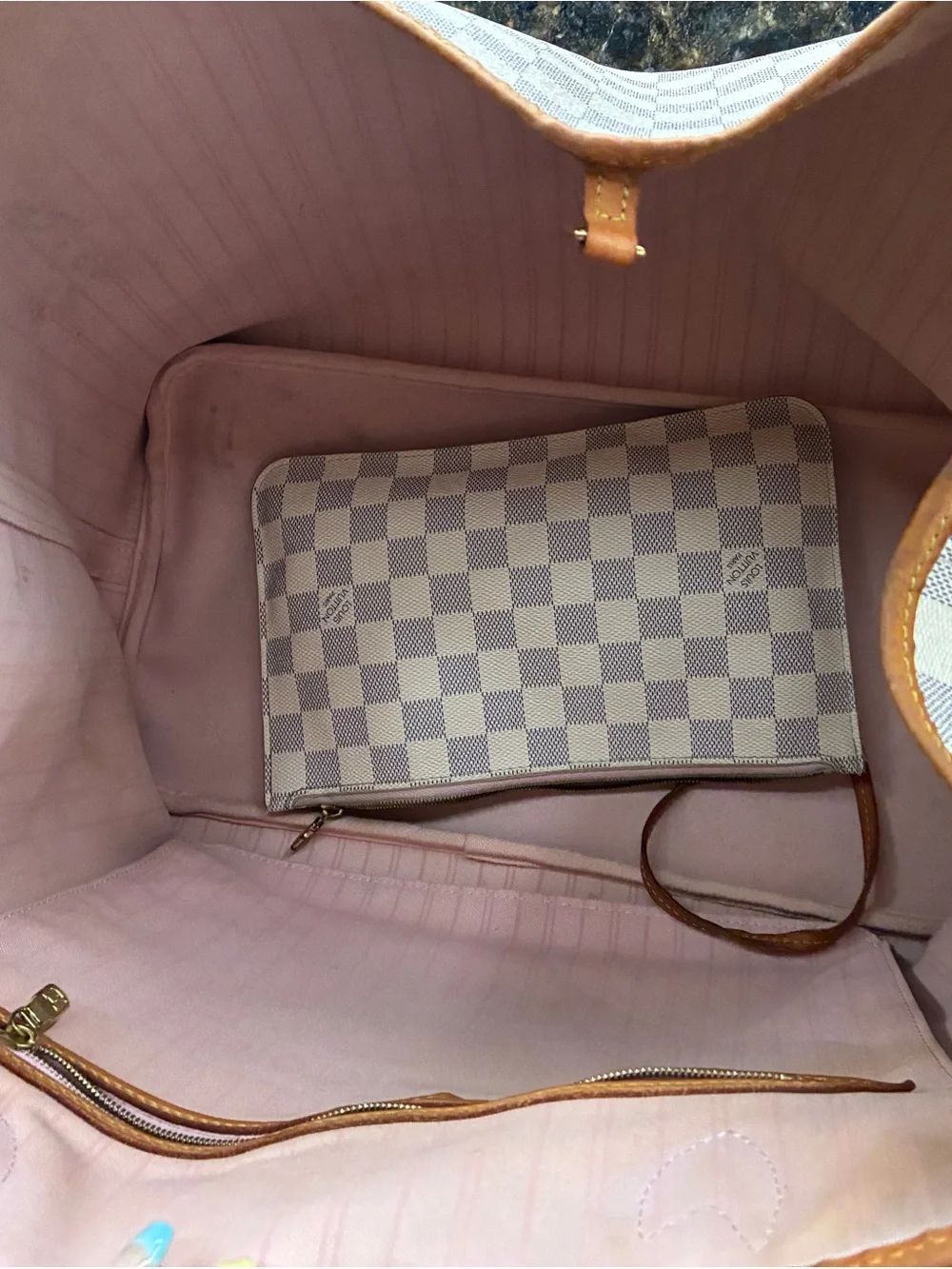 Louis Vuitton classic damier